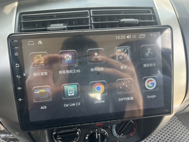 NISSAN日產 LIVINA  第14張相片