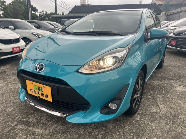 TOYOTA豐田 PRIUS C  第1張相片