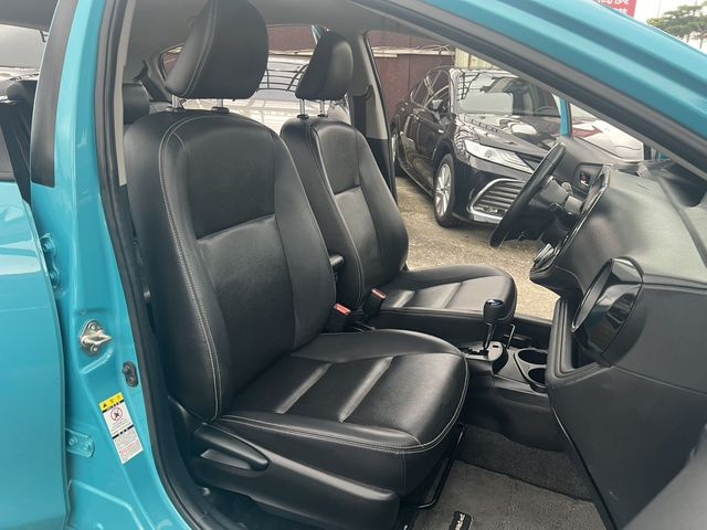 TOYOTA豐田 PRIUS C  第8張相片