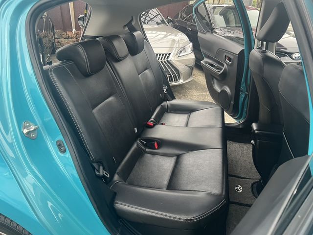 TOYOTA豐田 PRIUS C  第10張相片