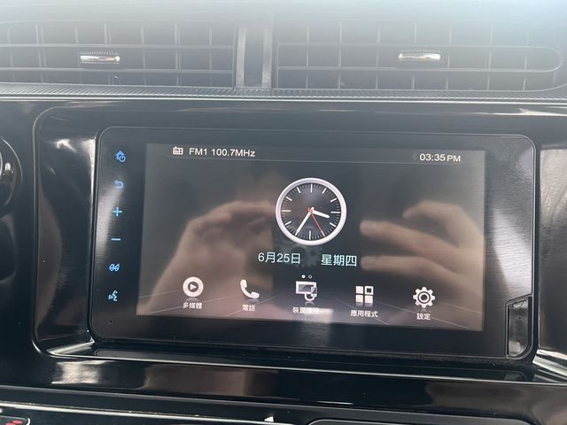 TOYOTA豐田 PRIUS C  第14張相片