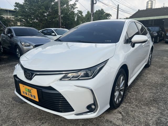 TOYOTA豐田 ALTIS  第1張相片