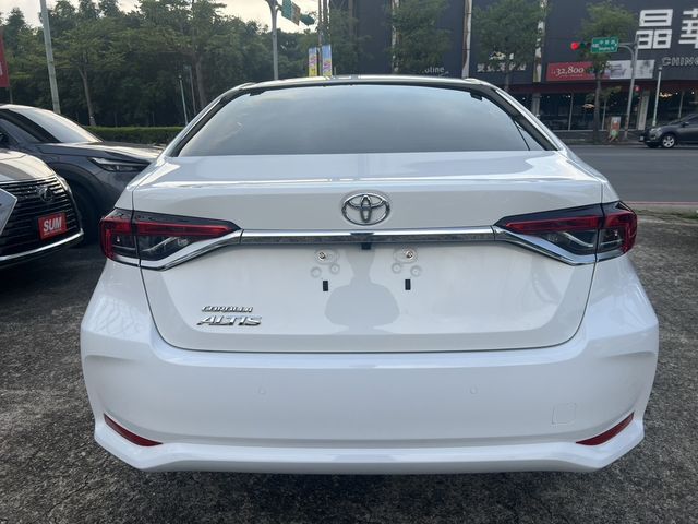 TOYOTA豐田 ALTIS  第5張相片