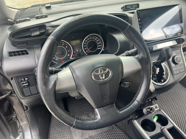 TOYOTA豐田 WISH  第13張相片