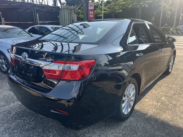 TOYOTA豐田 CAMRY  第4張相片