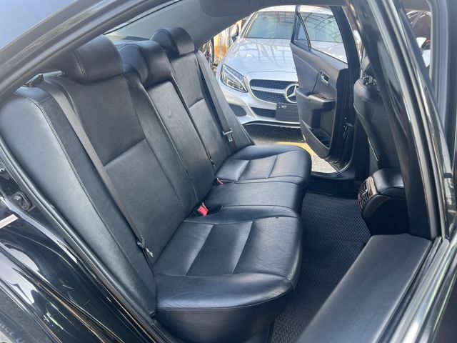 TOYOTA豐田 CAMRY  第9張相片