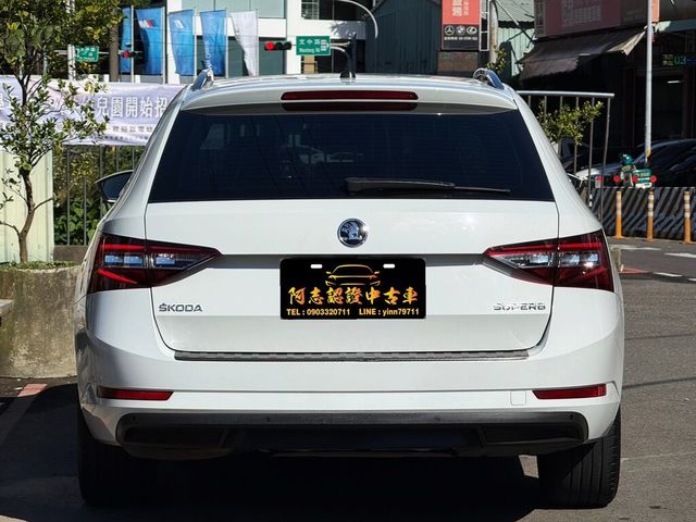 SKODA司科達 SUPERB COMBI  第4張相片