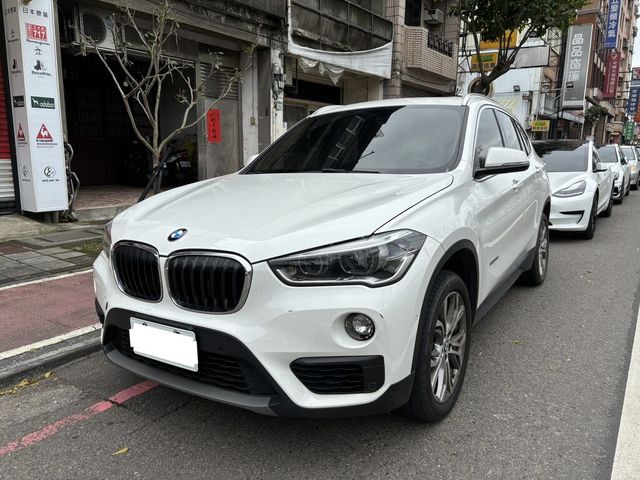 BMW寶馬 X1  第1張相片