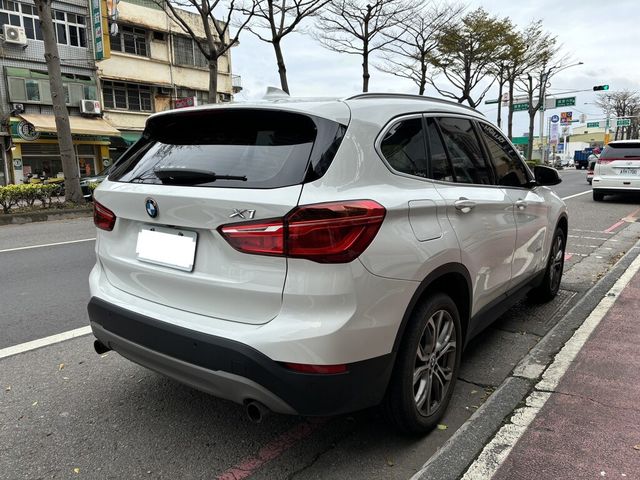 BMW寶馬 X1  第2張相片