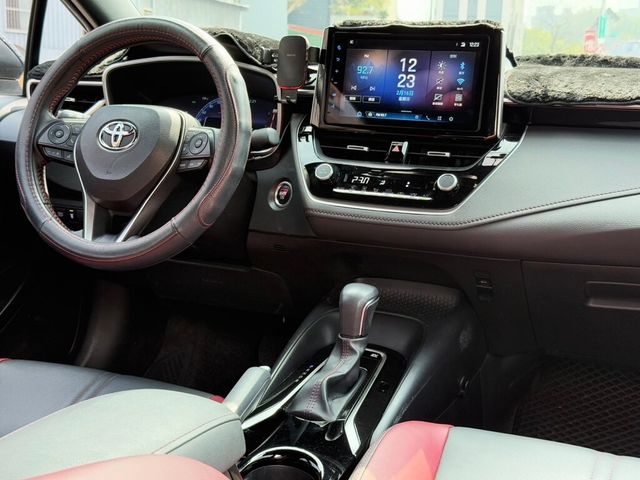 TOYOTA豐田 COROLLA ALTIS HYBRID  第9張相片