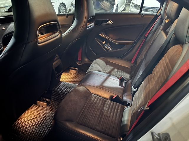 M-BENZ賓士 A250  第6張相片