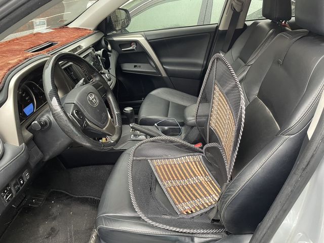 TOYOTA豐田 RAV4  第5張相片