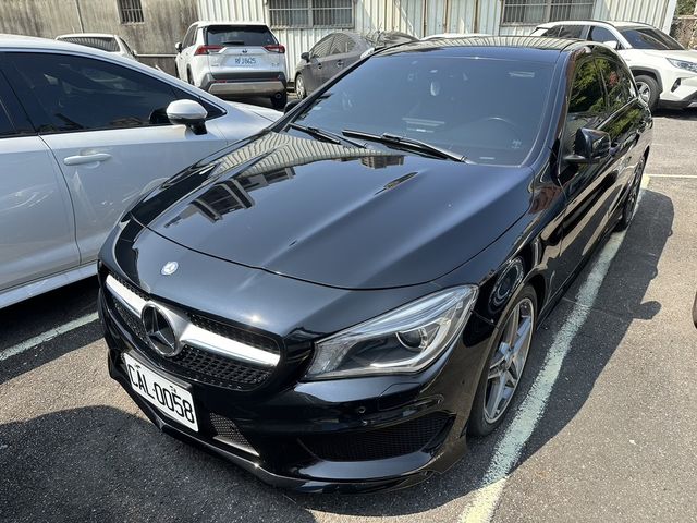 M-BENZ賓士 CLA250 SHOOTING BRAKE  第2張相片