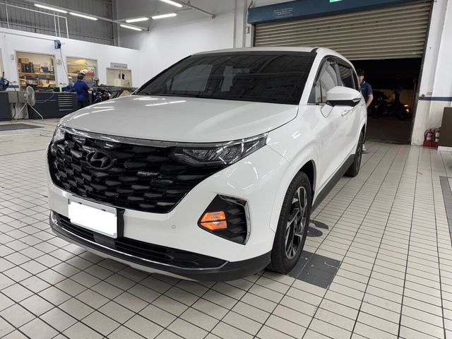 HYUNDAI現代 CUSTIN  第1張相片