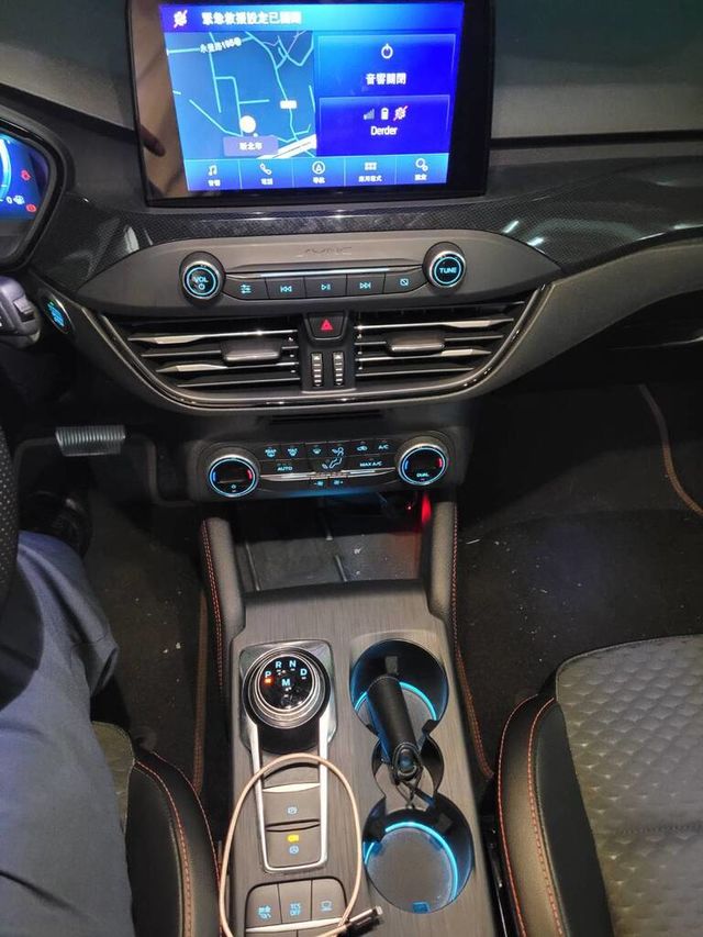 FORD福特 FOCUS  第3張相片