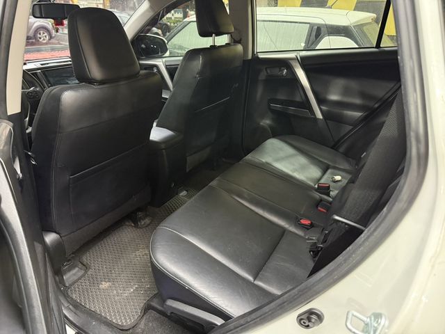 TOYOTA豐田 RAV4  第5張相片