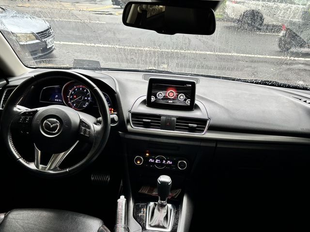 MAZDA馬自達 MAZDA 3  第5張相片
