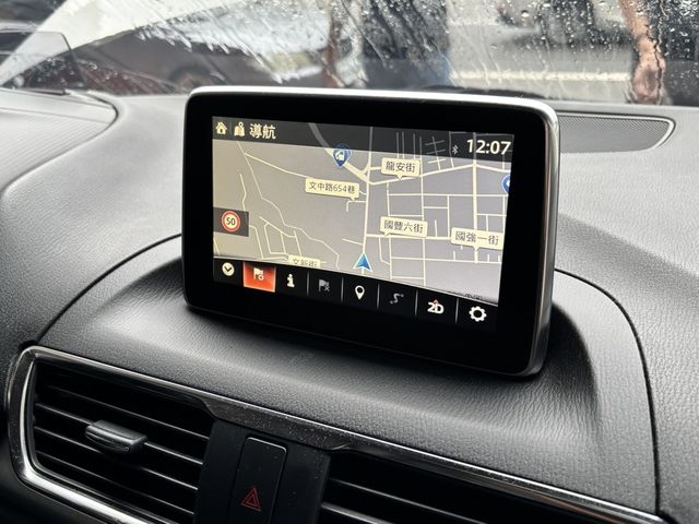 MAZDA馬自達 MAZDA 3  第6張相片