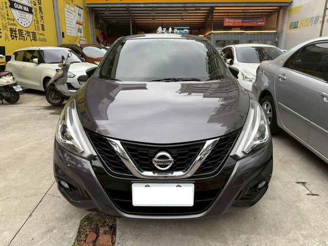 NISSAN日產 TIIDA  第3張相片