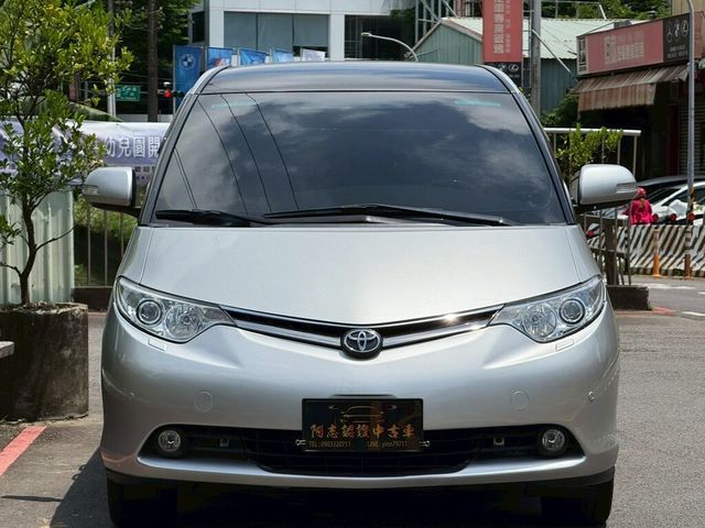 TOYOTA豐田 PREVIA  第3張相片