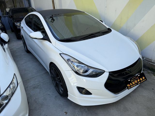 HYUNDAI現代 ELANTRA  第1張相片