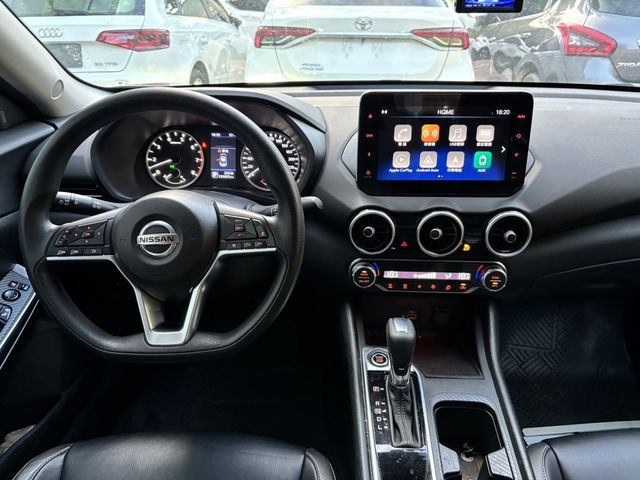 NISSAN日產 SENTRA  第3張相片