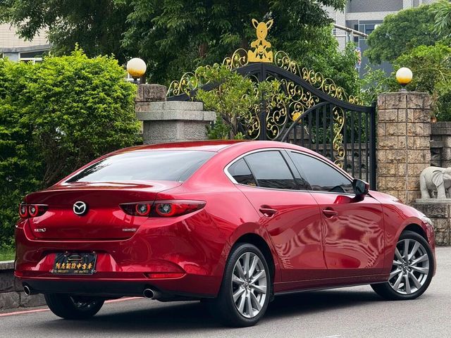 MAZDA馬自達 MAZDA 3  第2張相片