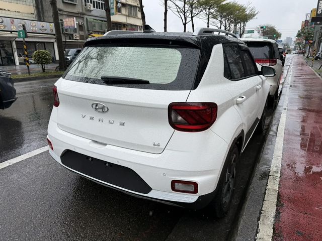 HYUNDAI現代 VENUE  第4張相片