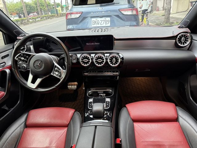 M-BENZ賓士 A250  第6張相片