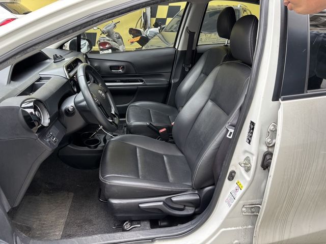 TOYOTA豐田 PRIUS C  第5張相片