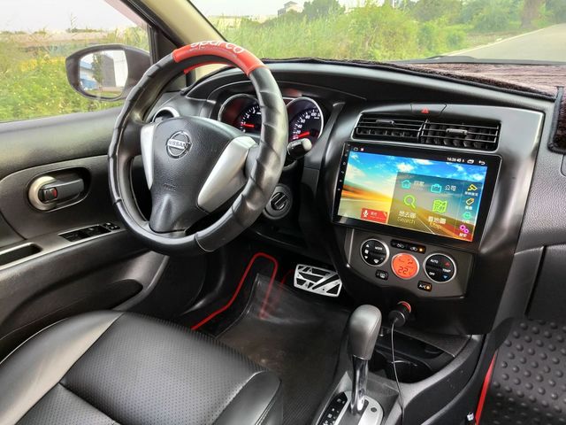 NISSAN日產 LIVINA  第6張相片