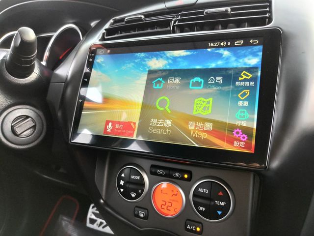 NISSAN日產 LIVINA  第8張相片
