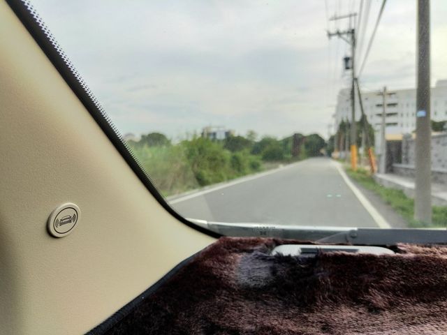 NISSAN日產 LIVINA  第9張相片