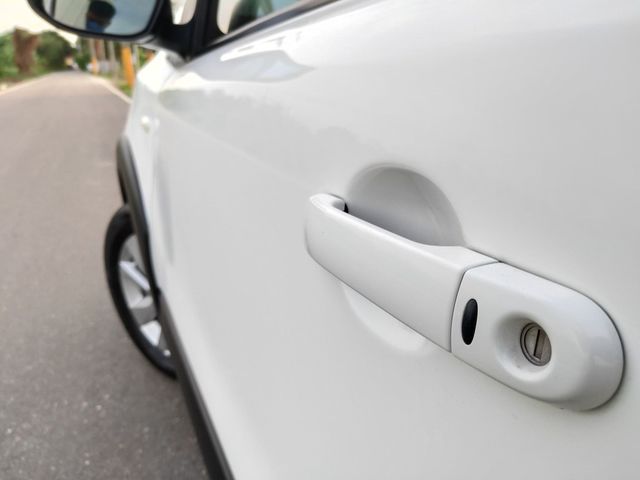 NISSAN日產 LIVINA  第11張相片