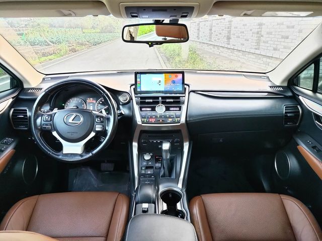 LEXUS凌志 NX200T  第5張相片