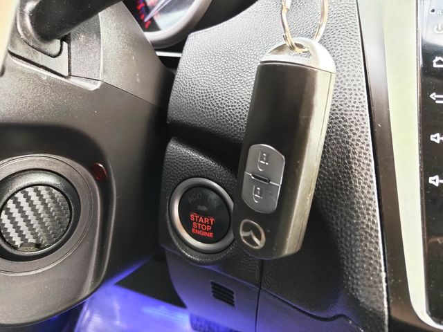 MAZDA馬自達 MAZDA 3  第7張相片