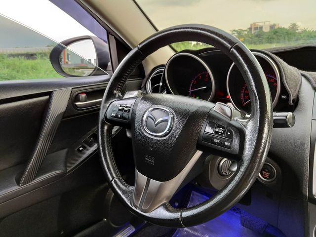 MAZDA馬自達 MAZDA 3  第8張相片