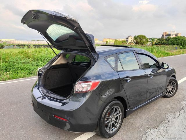 MAZDA馬自達 MAZDA 3  第19張相片