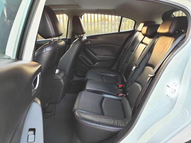 MAZDA馬自達 MAZDA 3  第16張相片