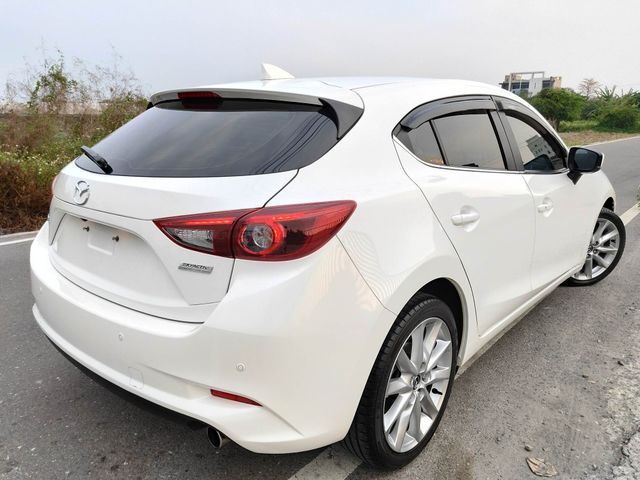 MAZDA馬自達 MAZDA 3  第2張相片