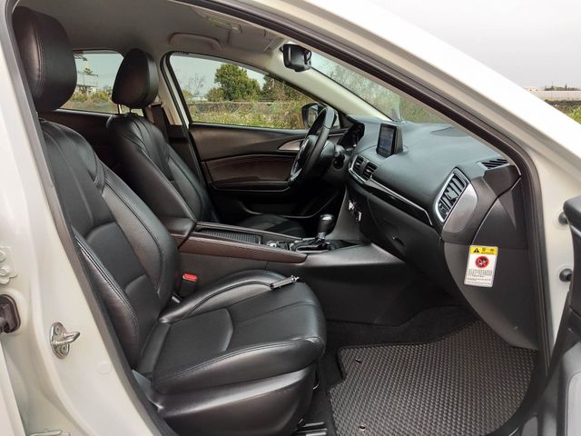 MAZDA馬自達 MAZDA 3  第18張相片