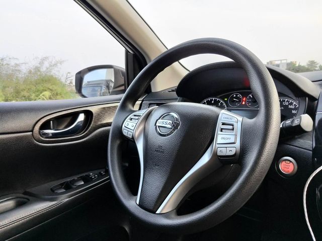 NISSAN日產 TIIDA  第8張相片