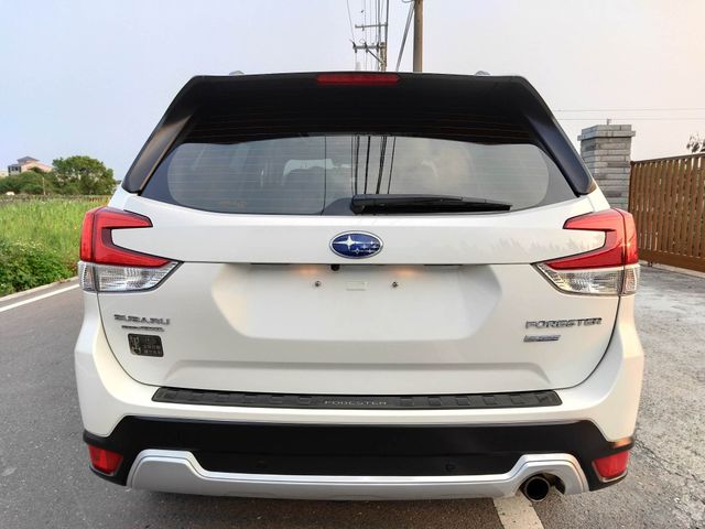 SUBARU速霸陸 FORESTER  第4張相片