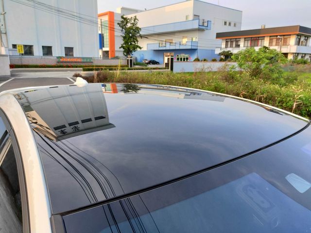 VOLVO富豪 V40  第16張相片