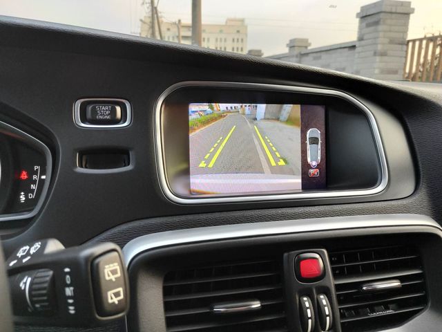 VOLVO富豪 V40  第19張相片