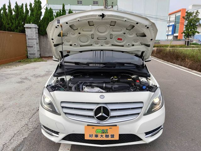 M-BENZ賓士 B180  第20張相片