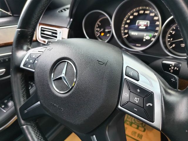 M-BENZ賓士 E250  第11張相片