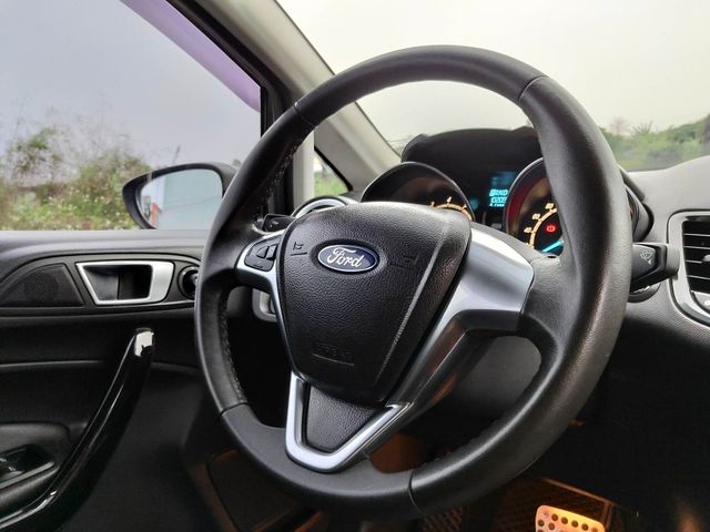 FORD福特 FIESTA  第8張相片
