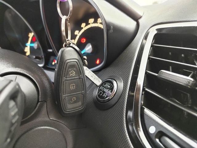 FORD福特 FIESTA  第13張相片