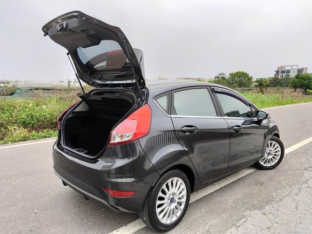 FORD福特 FIESTA  第19張相片